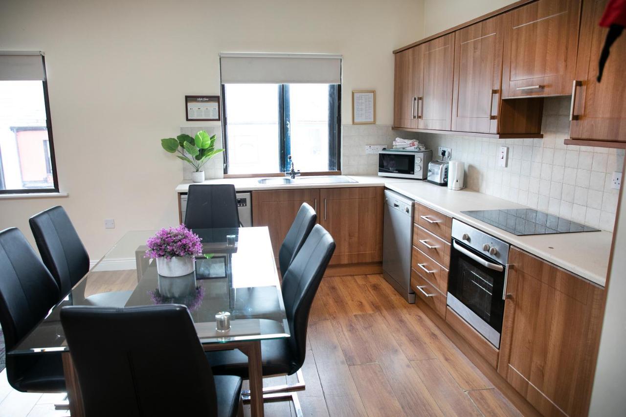 Arch House B&B & Apartments Athlone Exteriör bild
