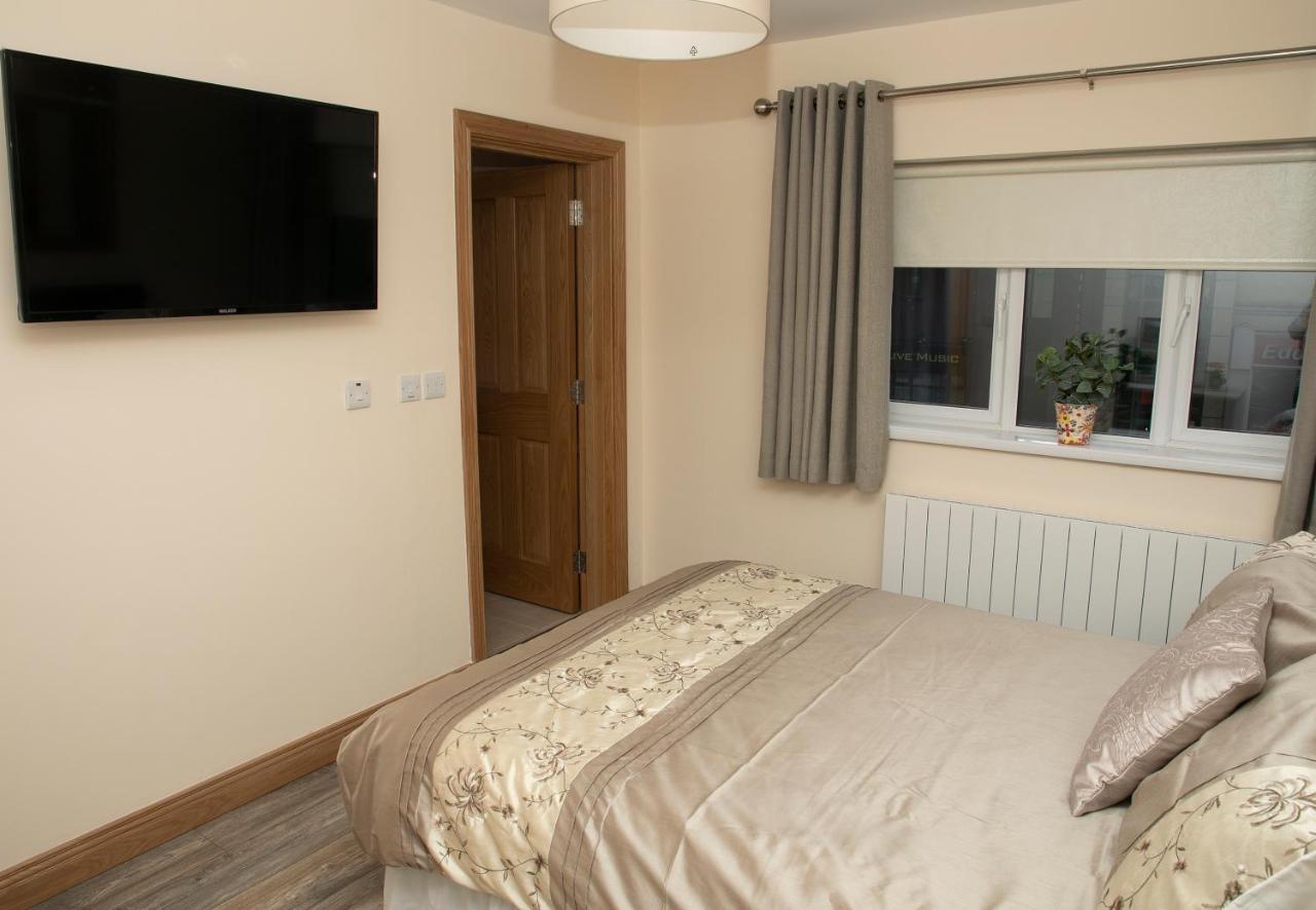 Arch House B&B & Apartments Athlone Exteriör bild