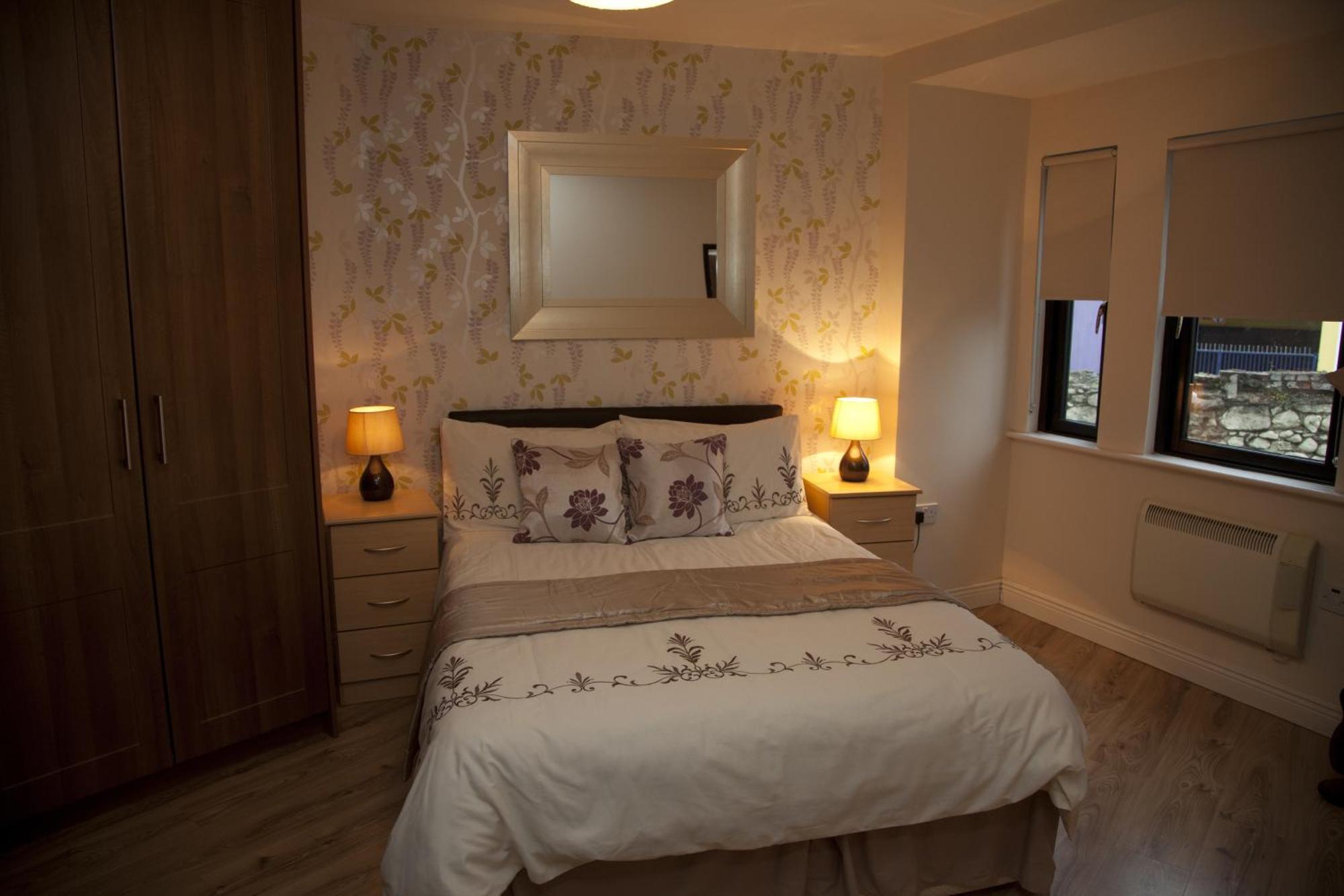 Arch House B&B & Apartments Athlone Exteriör bild
